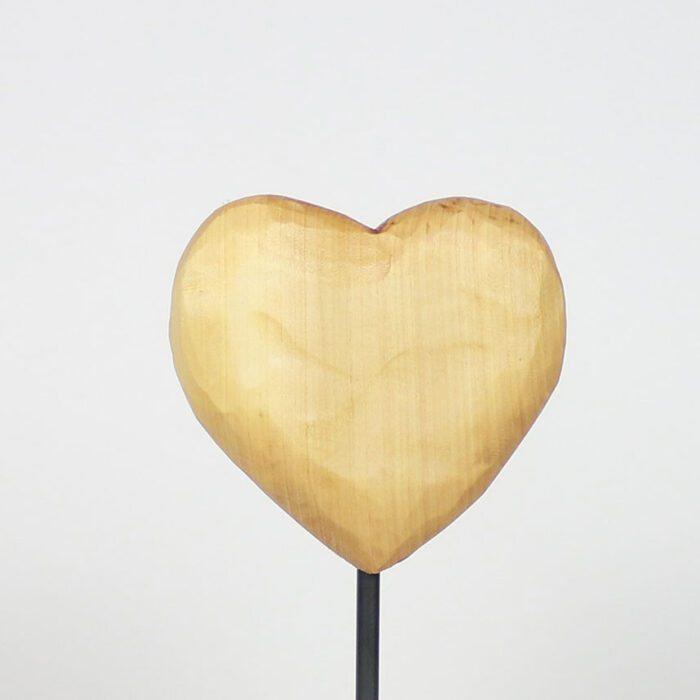 Design Deko Holzherz auf Metallfuss