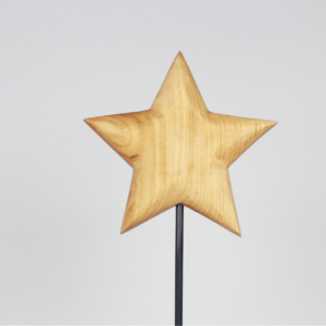 Stern aus Lindenholz für einen Metallfuss