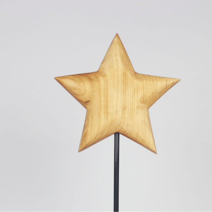 Stern aus Lindenholz für einen Metallfuss