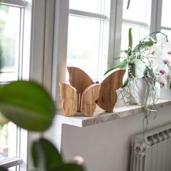 Schmetterling aus Holz gefertigt - schöne Maserung
