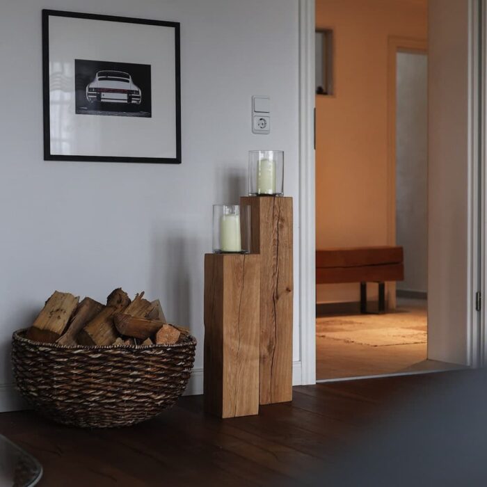 Windlichtsäule aus massivem Eichenholz - schöne Deko für moderne Wohnzimmer - Einrichtungsideen aus Eichenholz