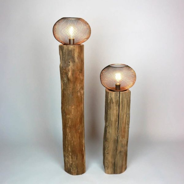 Designerlampe aus Altholz
