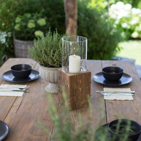 Altholzklotz mit Windlicht - urige Tischdeko für Garten und Terrasse